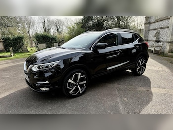 Used Nissan Qashqai 2017 for sale - 77632509: Photo