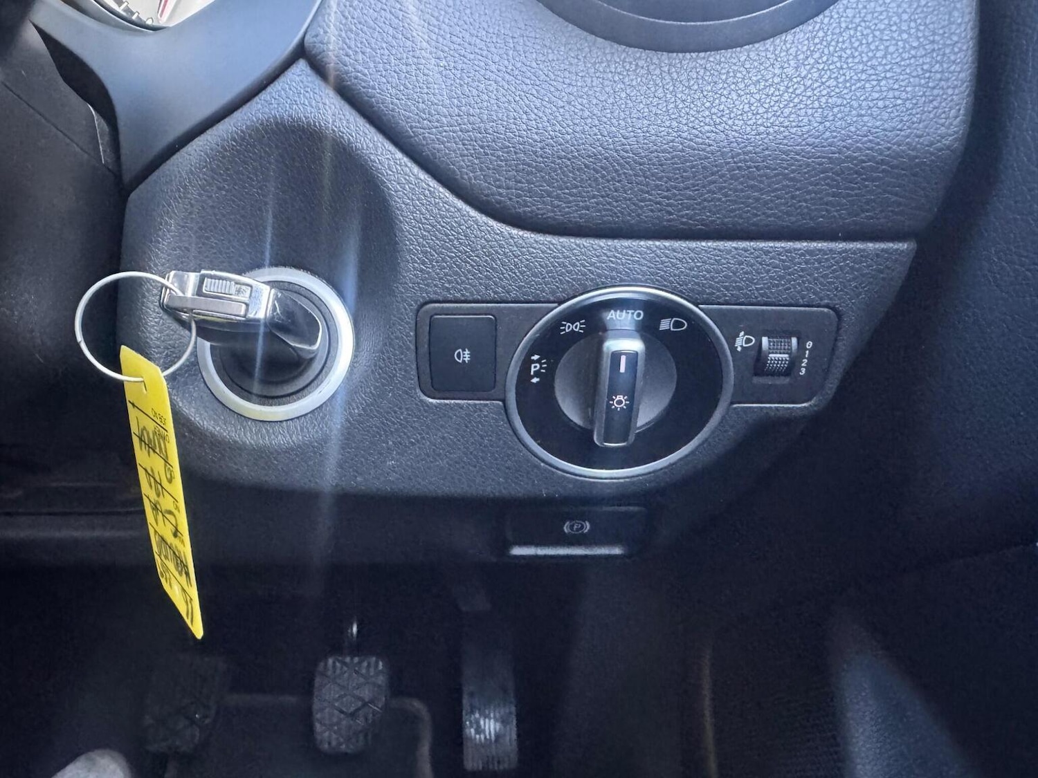 Used Mercedes-Benz CLA 2016 for sale - 77555120: Photo 30