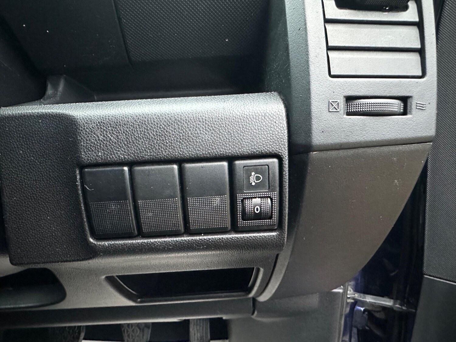 Used Mazda Mazda5 2005 for sale - 77346476: Photo 50