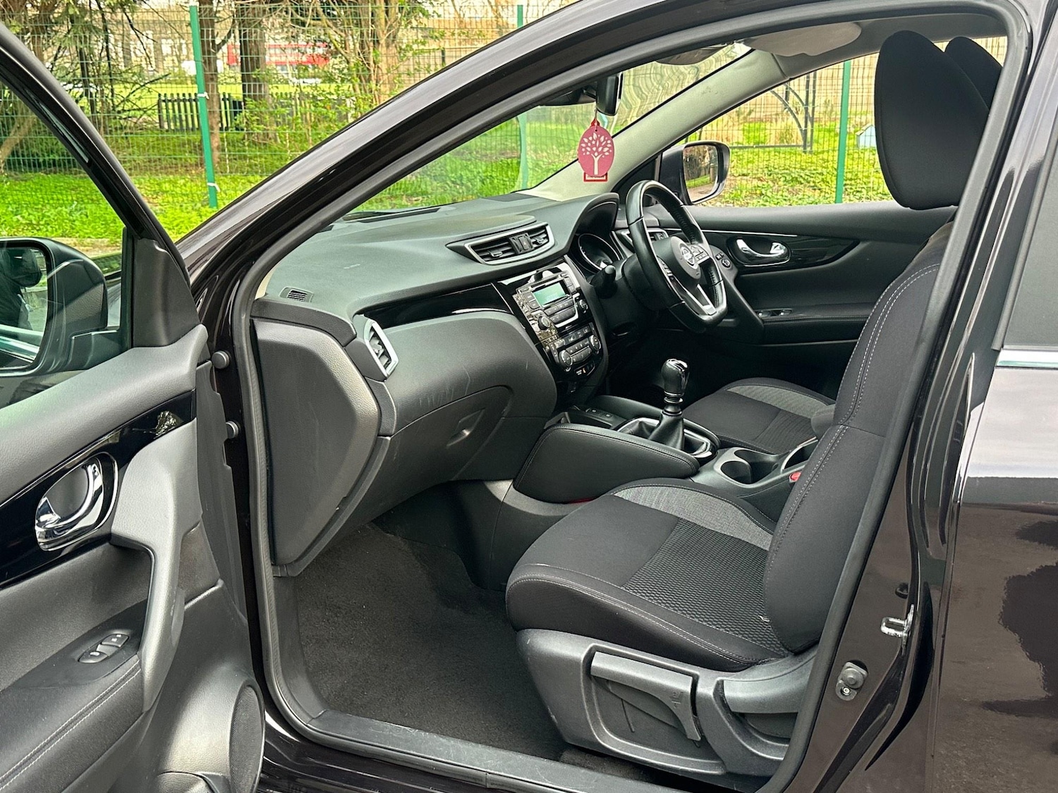 Used Nissan Qashqai for sale - 77705111: Photo 47