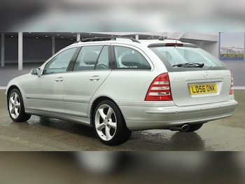 Used Mercedes-Benz C Class 2006 for sale - 77940648: Photo