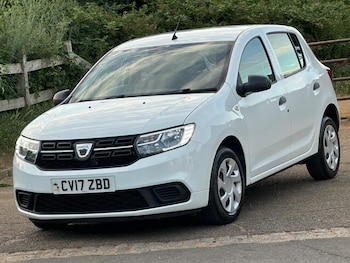 Used Dacia Sandero 2017 for sale - 79121975: Photo