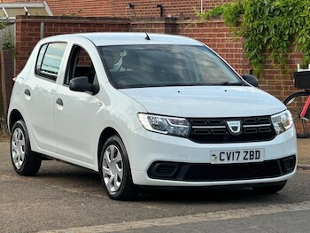 Used Dacia Sandero 2017 for sale - 79121975: Photo