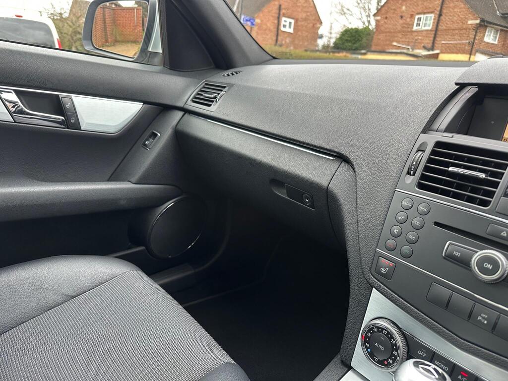 Used Mercedes-Benz C Class 2008 for sale - 78014647: Photo 79