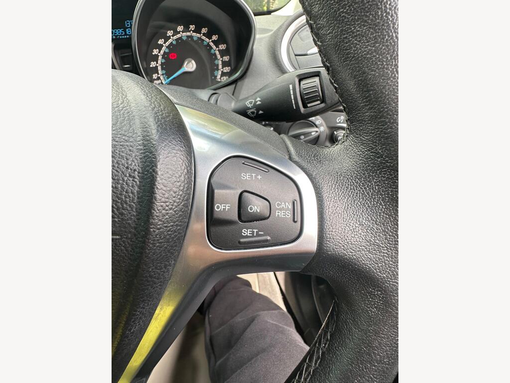 Used Ford Fiesta 2014 for sale - 78014637: Photo 64