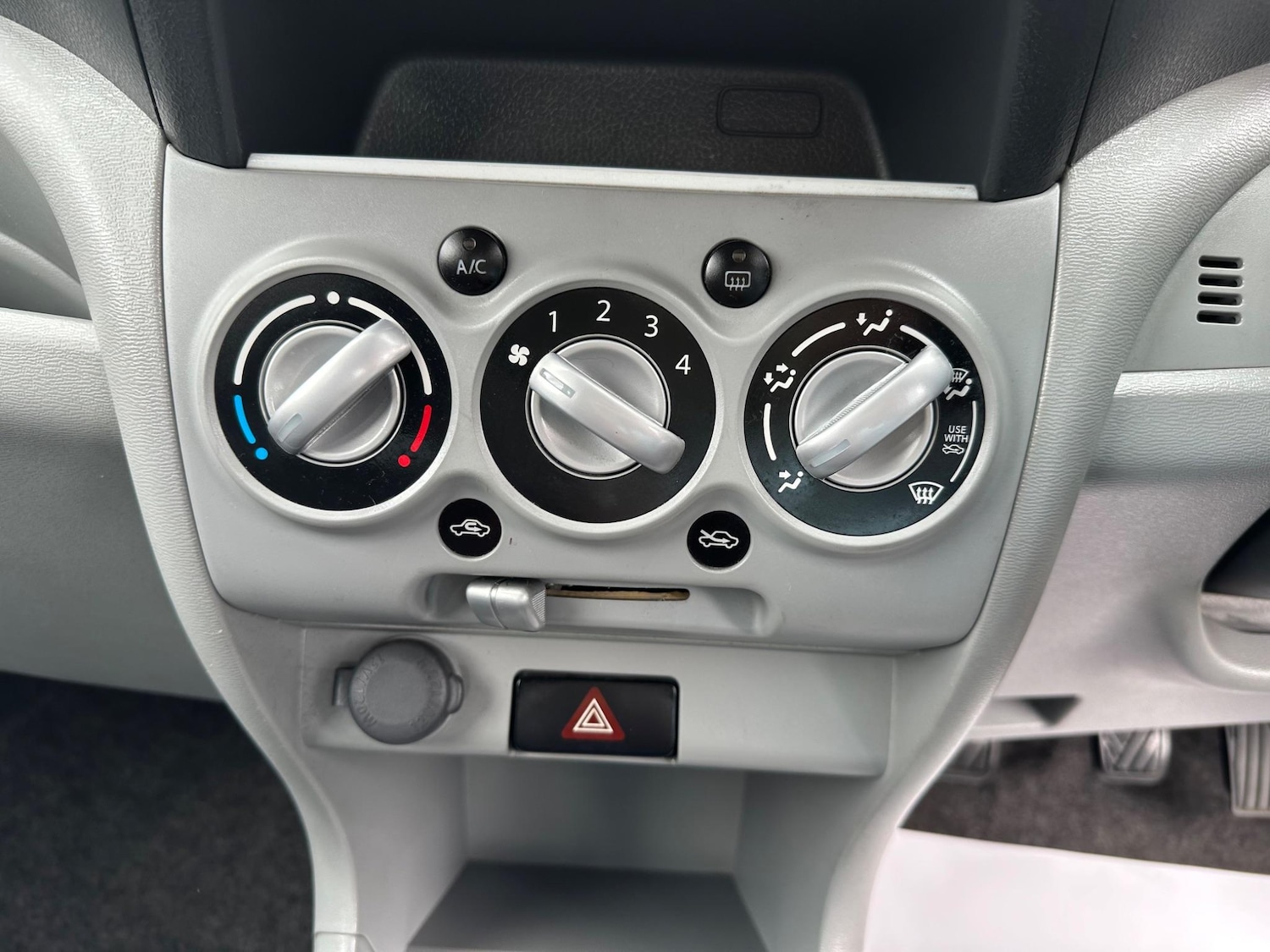 Used Suzuki Alto 2011 for sale - 77346471: Photo 58