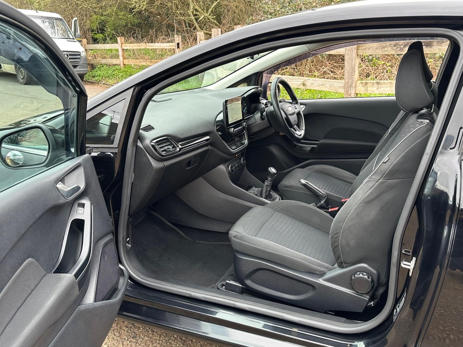 Used Ford Fiesta 2018 for sale - 77898535: Photo 41