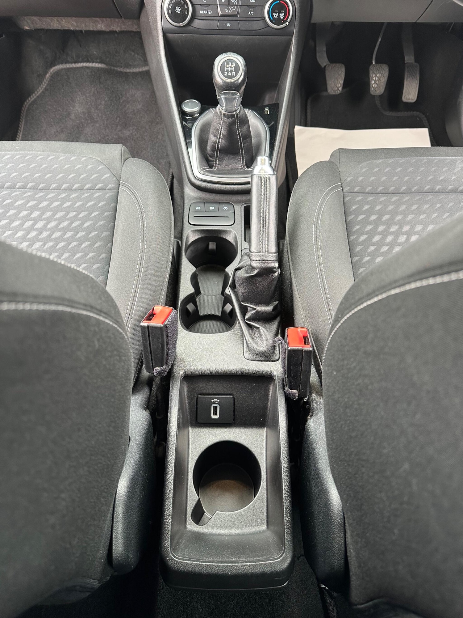 Used Ford Fiesta 2018 for sale - 77898535: Photo 49