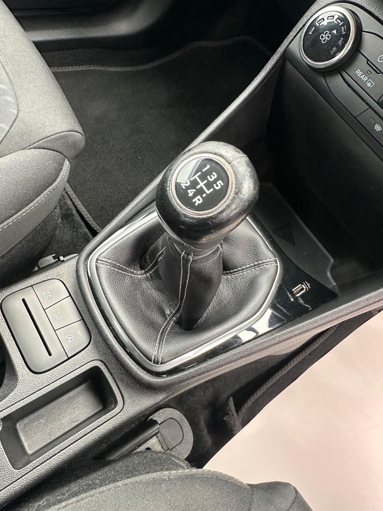 Used Ford Fiesta 2018 for sale - 77898535: Photo 58