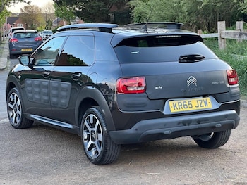 Used Citroen C4 Cactus 2015 for sale - 78497404: Photo
