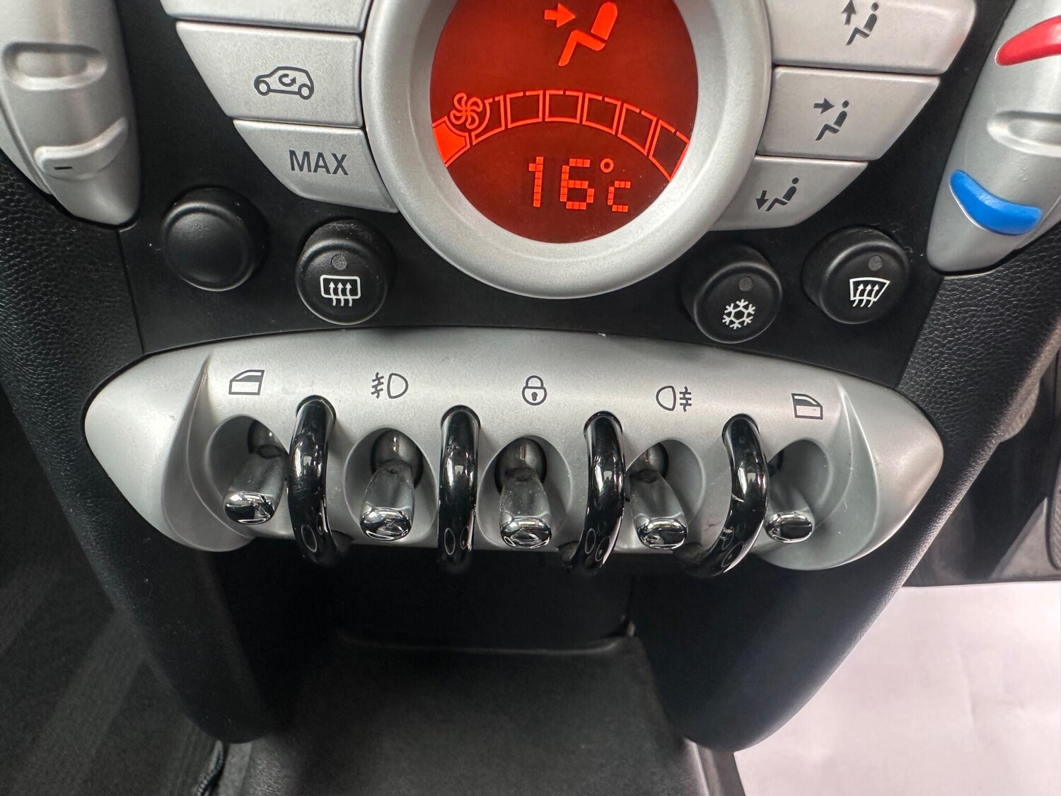 Used MINI Clubman 2010 for sale - 77838937: Photo 63