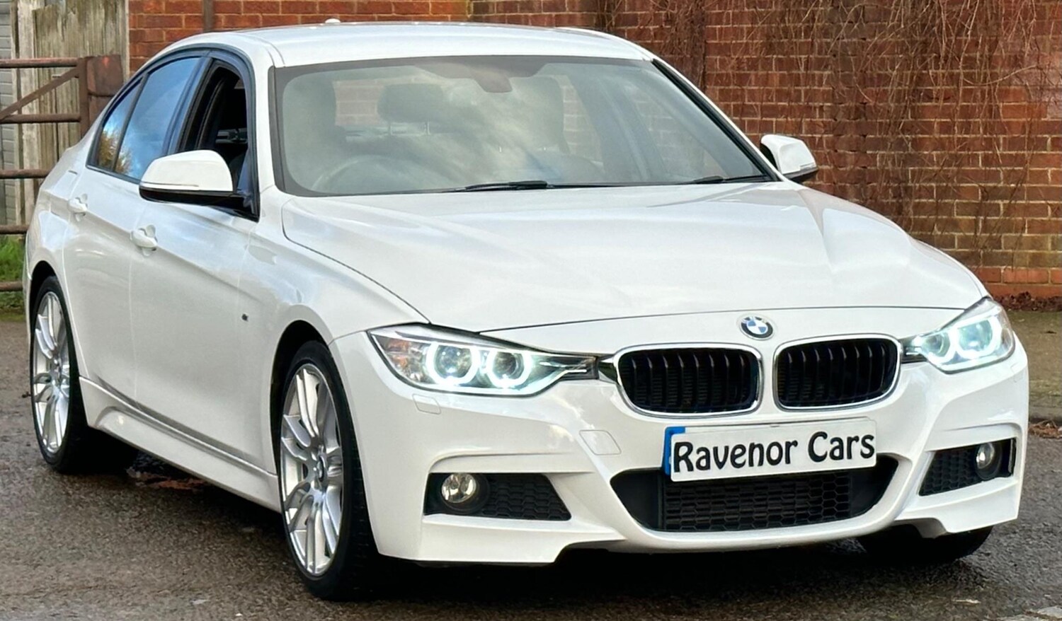 Used BMW 3 Series 2015 for sale - 77346477: Photo 16