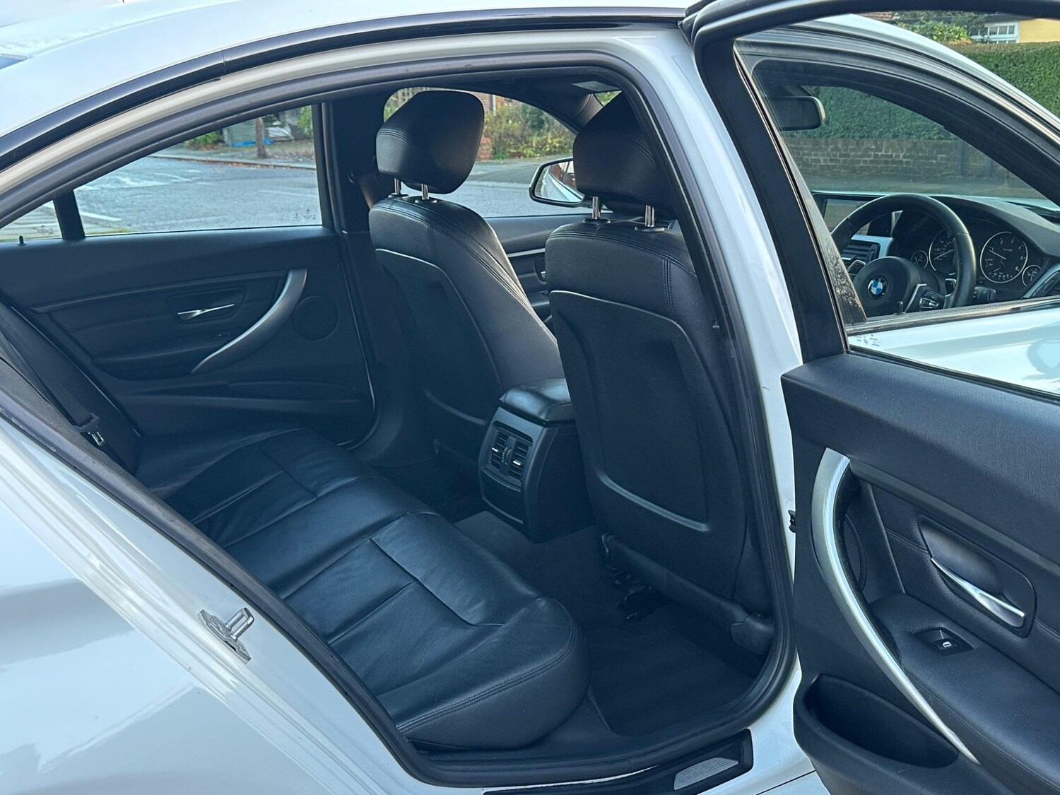 Used BMW 3 Series 2015 for sale - 77346477: Photo 47