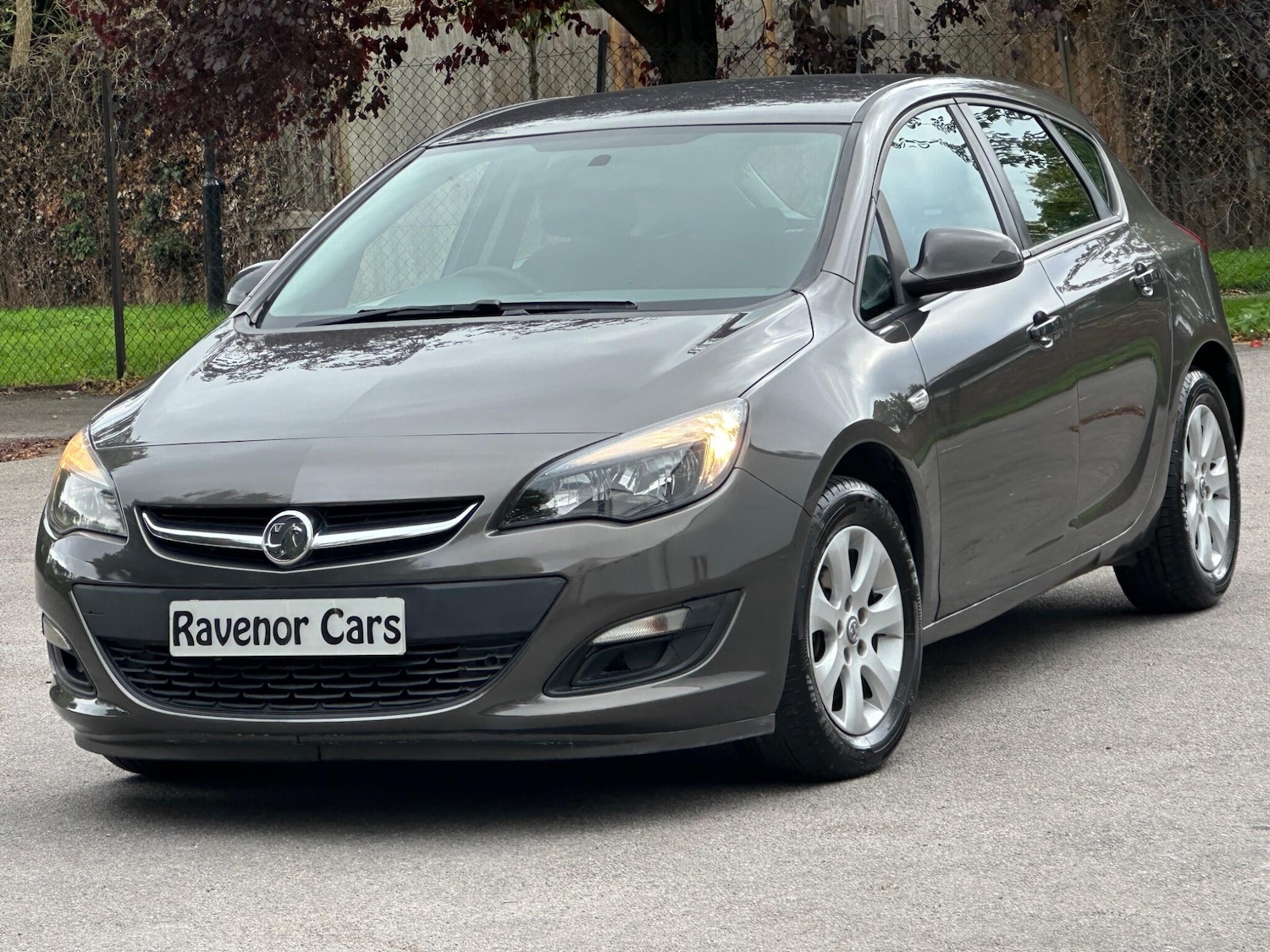 Used Vauxhall Astra 2016 for sale - 77396420: Photo 1