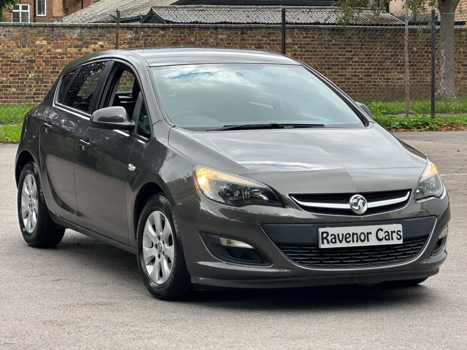 Used Vauxhall Astra 2016 for sale - 77396420: Photo 3