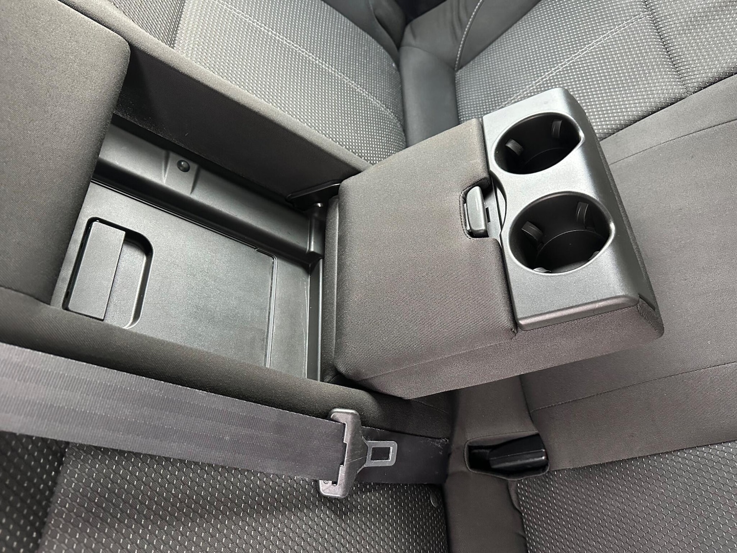 Used Vauxhall Astra 2016 for sale - 77396420: Photo 41