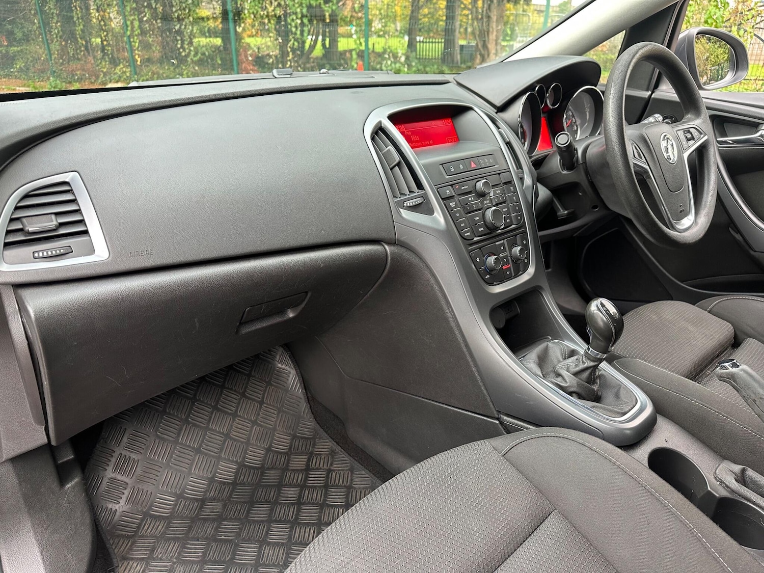 Used Vauxhall Astra 2016 for sale - 77396420: Photo 52