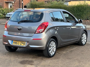 Used Hyundai i20 2013 for sale - 79444880: Photo