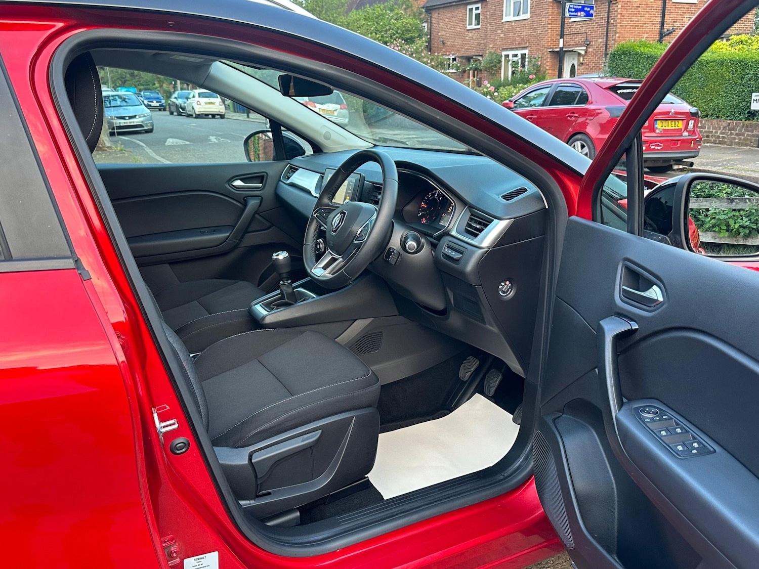 Used Renault Captur 2020 for sale - 77346473: Photo 32