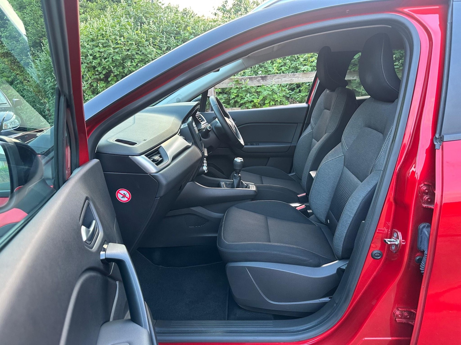 Used Renault Captur 2020 for sale - 77346473: Photo 42