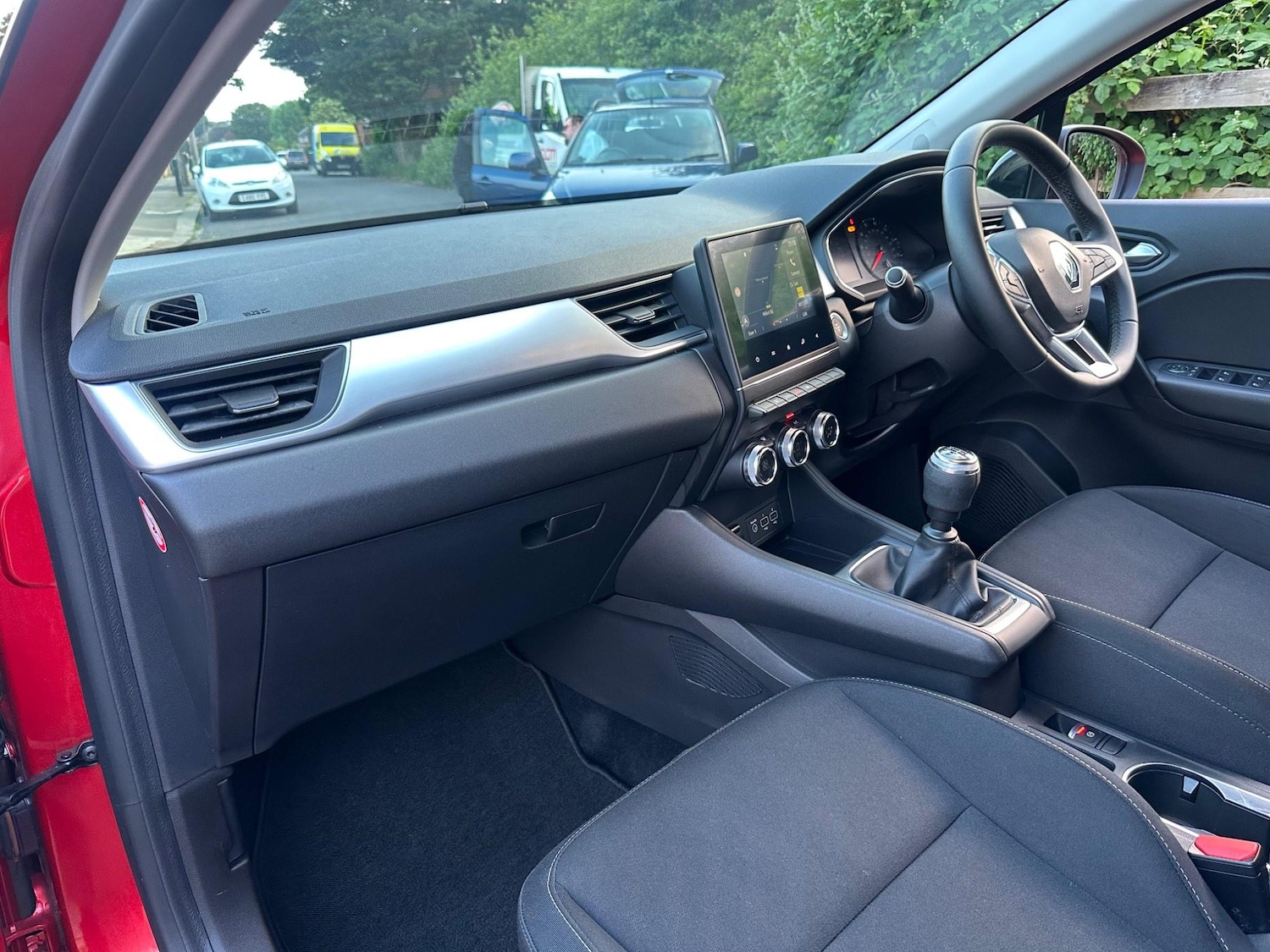 Used Renault Captur 2020 for sale - 77346473: Photo 44