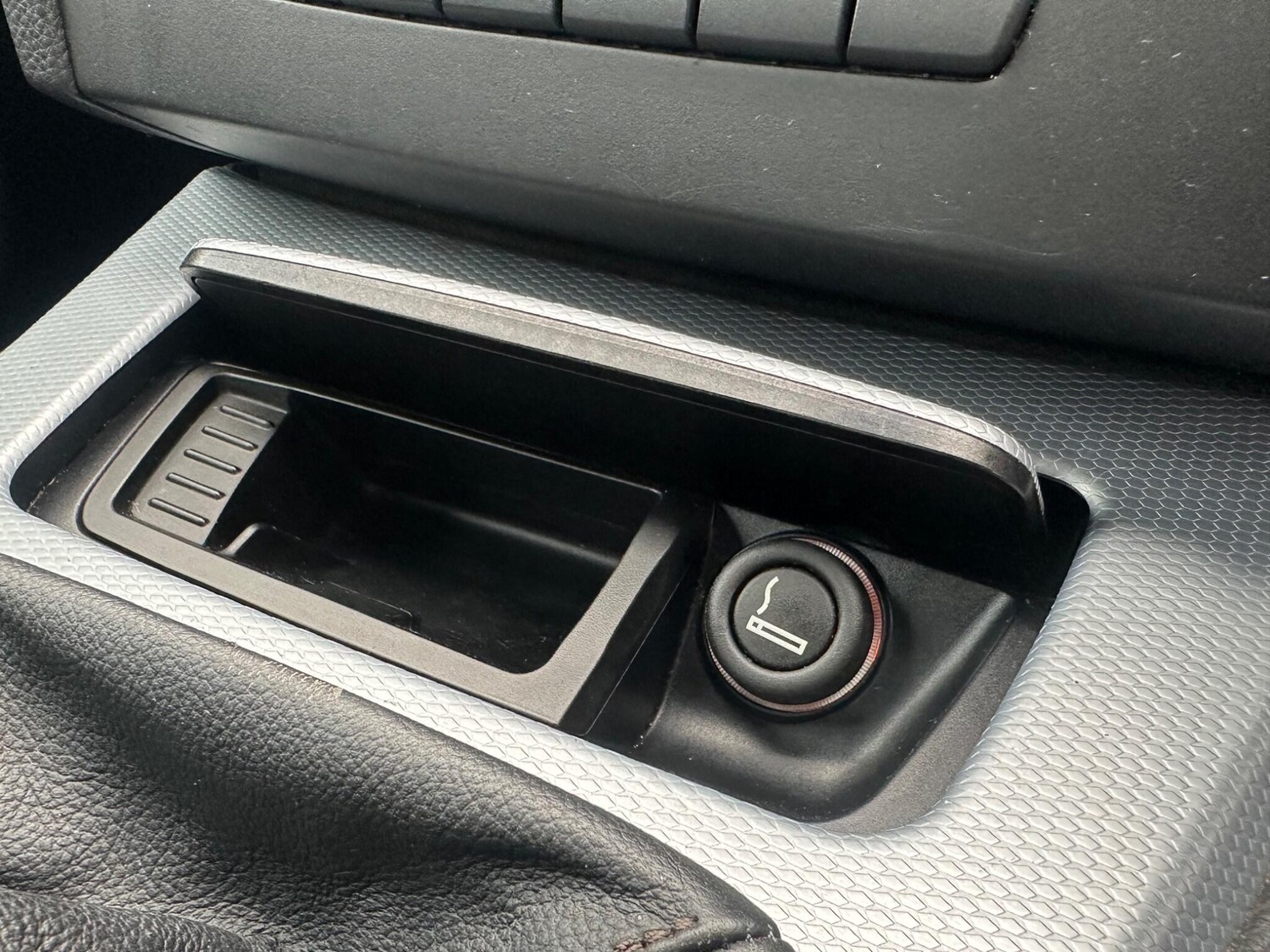 Used BMW 3 Series 2010 for sale - 77495768: Photo 69