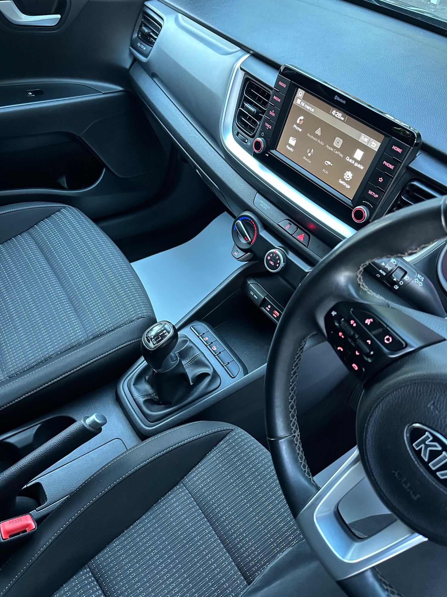 Used Kia Stonic 2019 for sale - 77346488: Photo 59