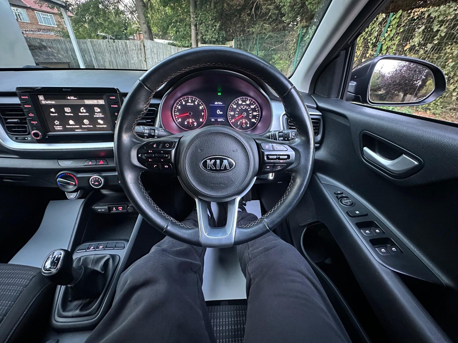 Used Kia Stonic 2019 for sale - 77346488: Photo 73