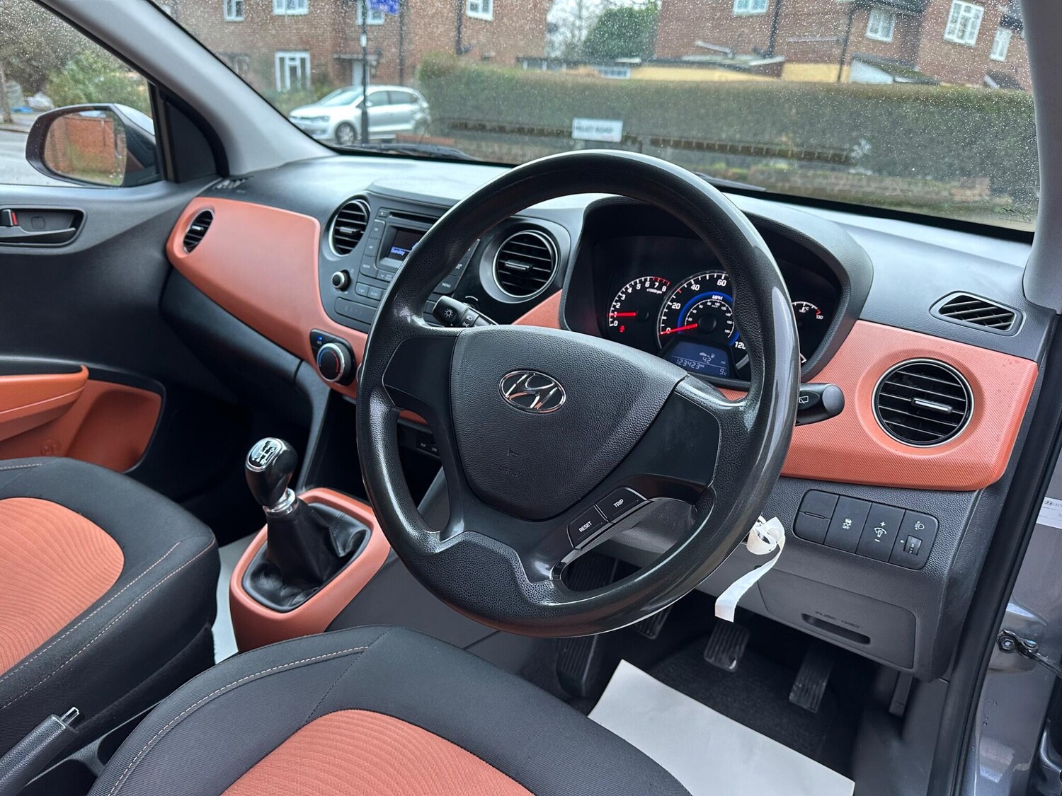 Used Hyundai i10 2014 for sale - 77346479: Photo 31