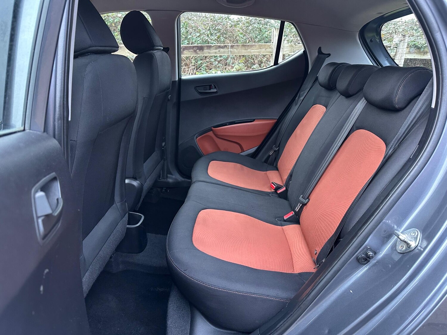 Used Hyundai i10 2014 for sale - 77346479: Photo 36