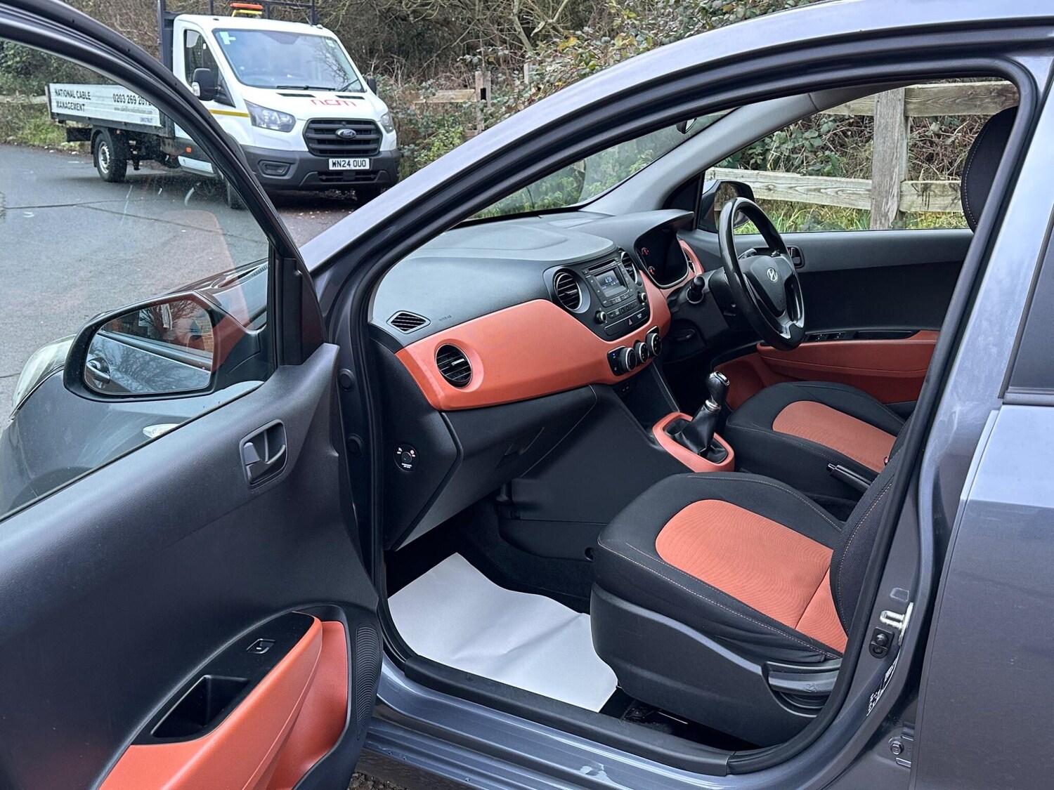 Used Hyundai i10 2014 for sale - 77346479: Photo 38