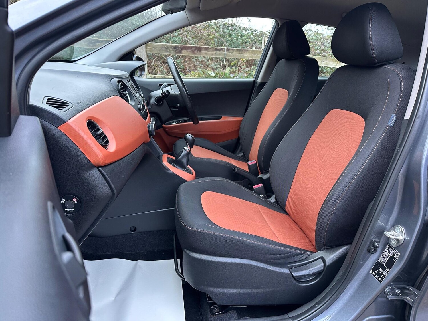 Used Hyundai i10 2014 for sale - 77346479: Photo 40