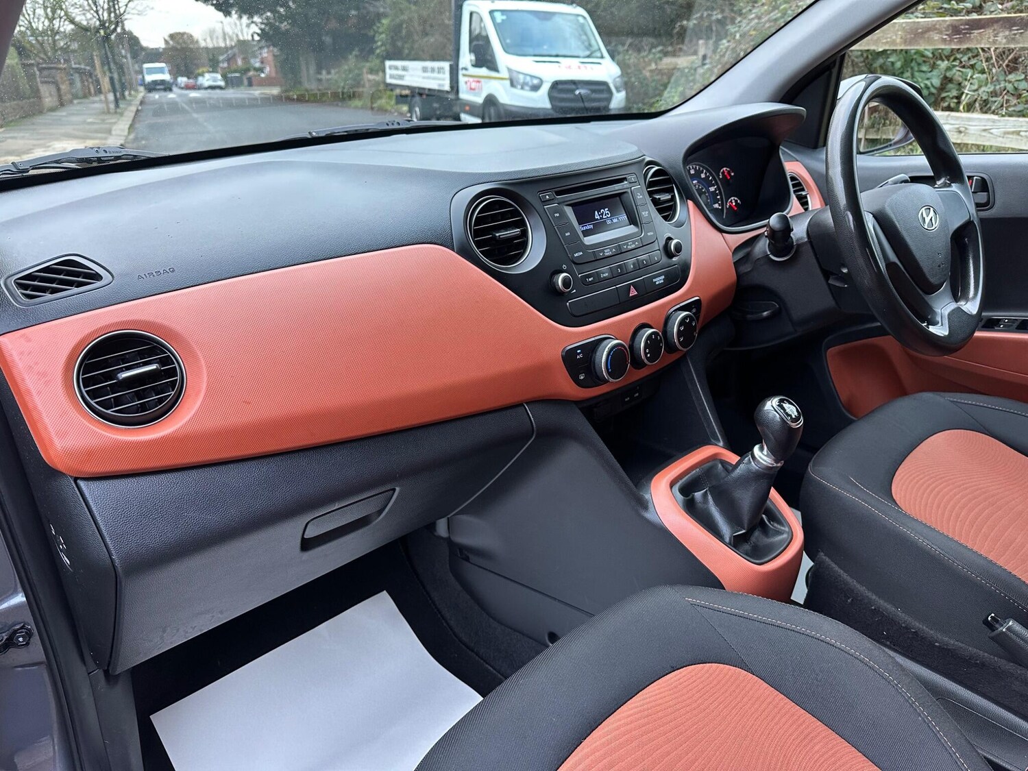 Used Hyundai i10 2014 for sale - 77346479: Photo 41