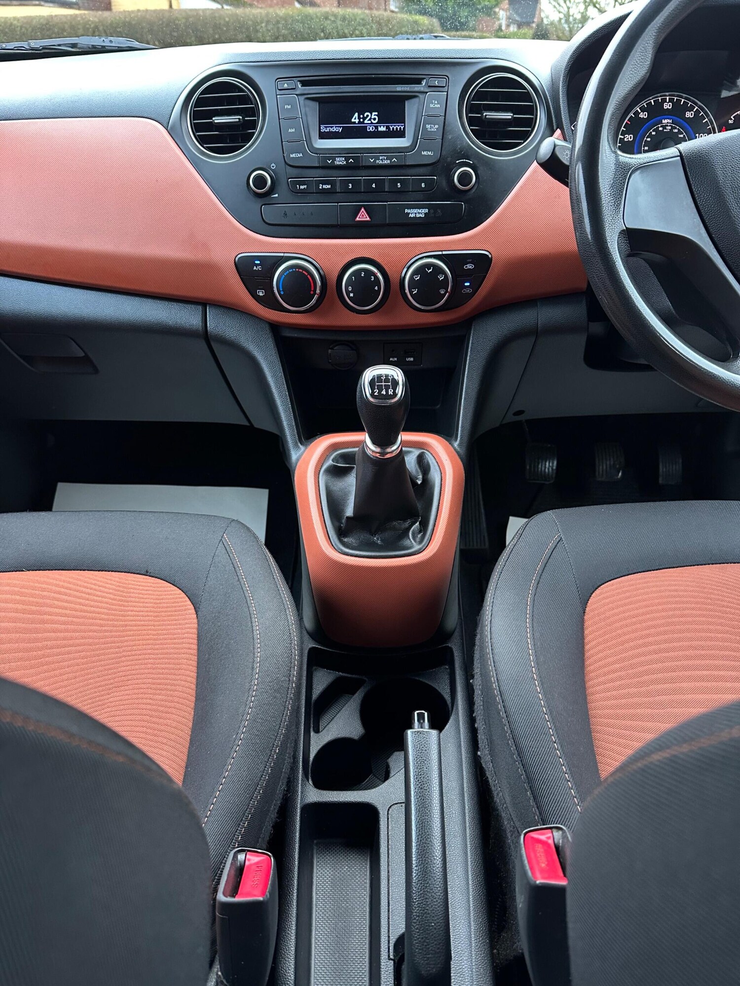 Used Hyundai i10 2014 for sale - 77346479: Photo 43