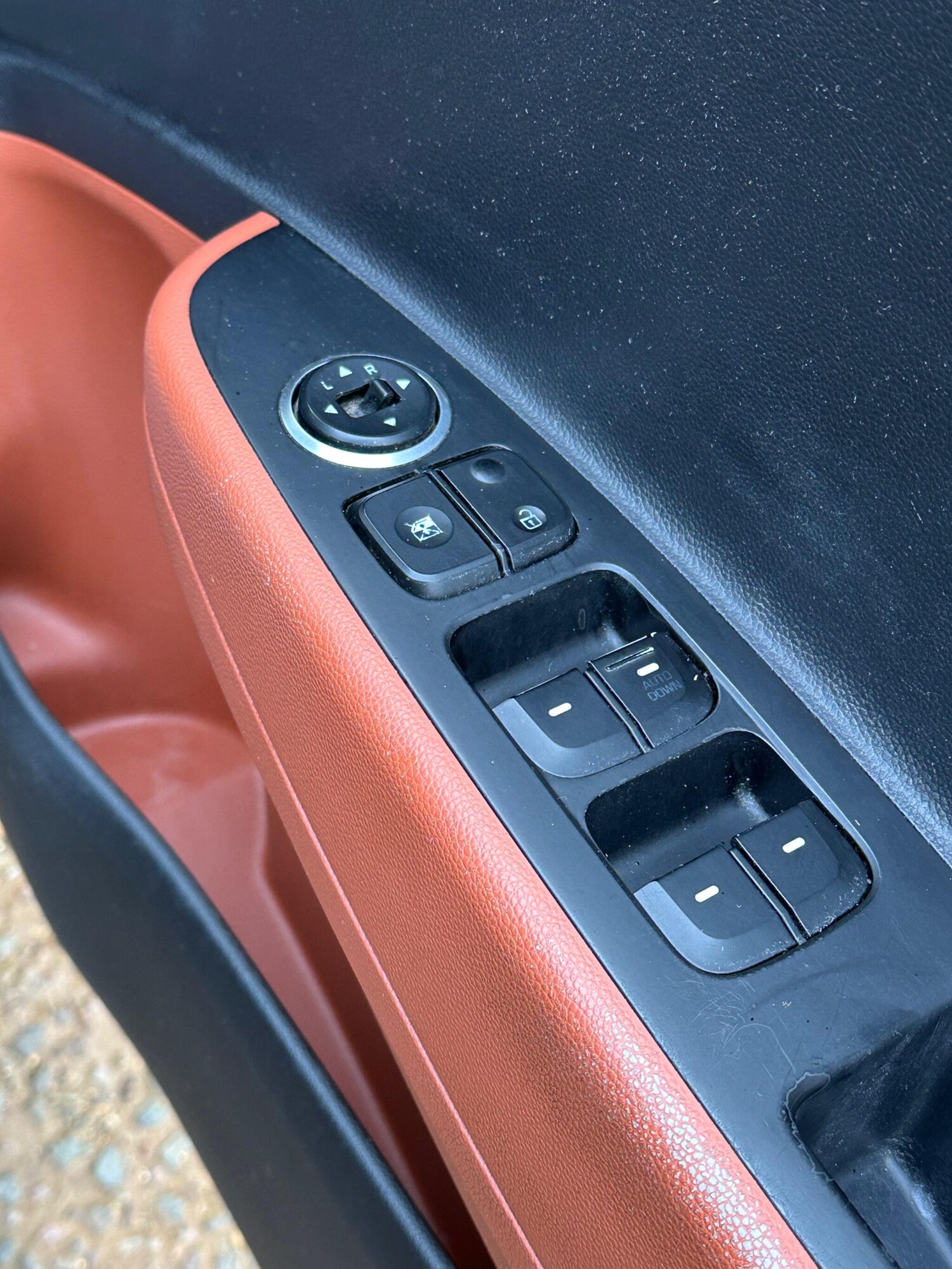 Used Hyundai i10 2014 for sale - 77346479: Photo 45