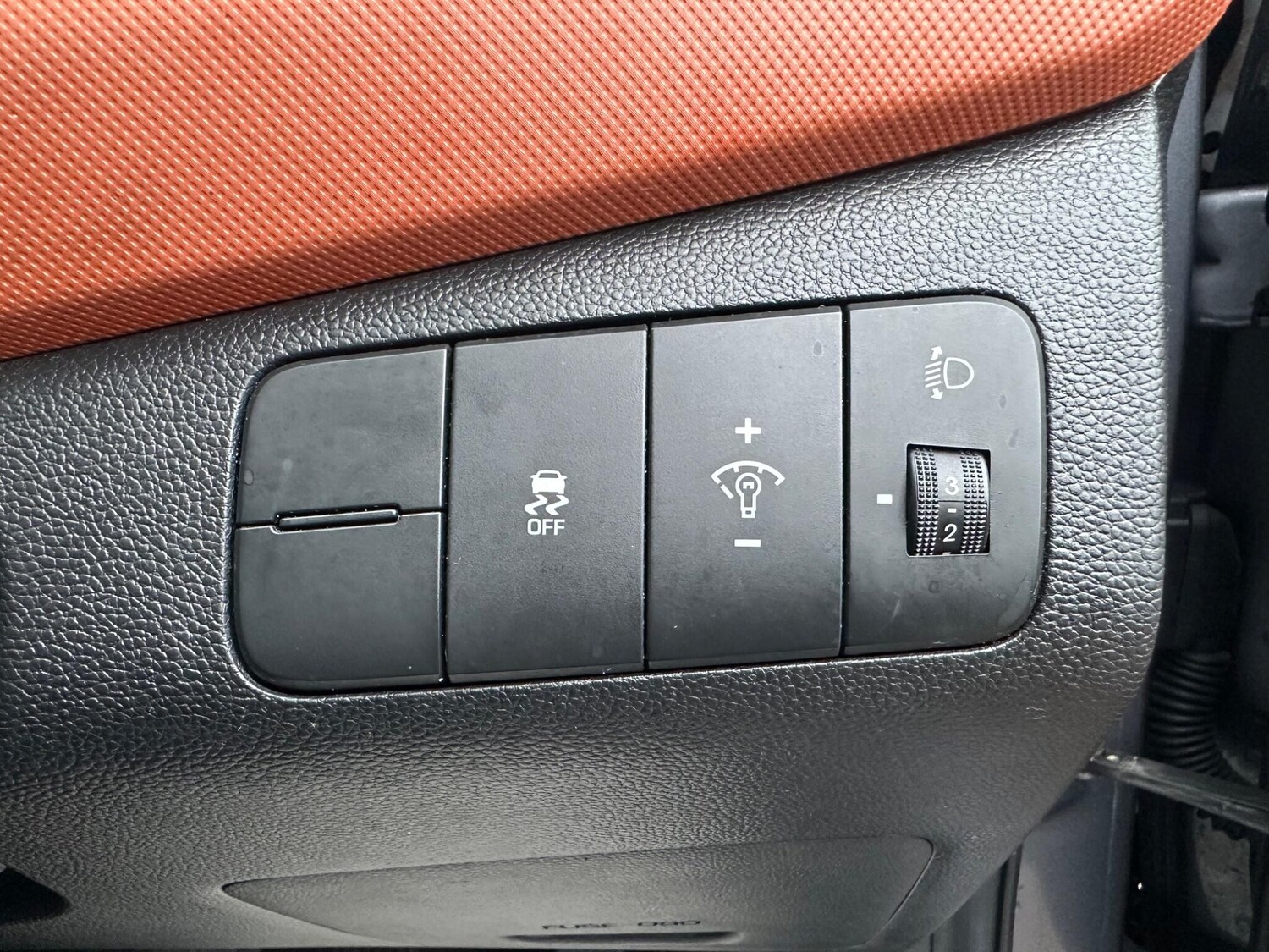 Used Hyundai i10 2014 for sale - 77346479: Photo 47