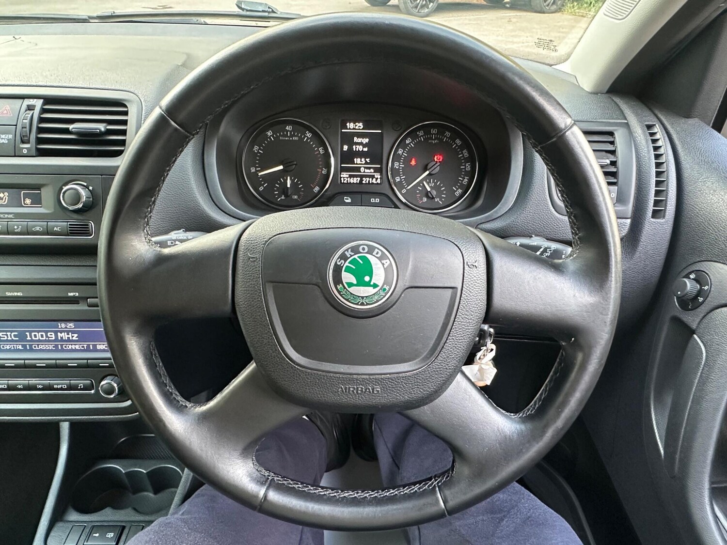 Used Skoda Fabia 2013 for sale - 77346489: Photo 65