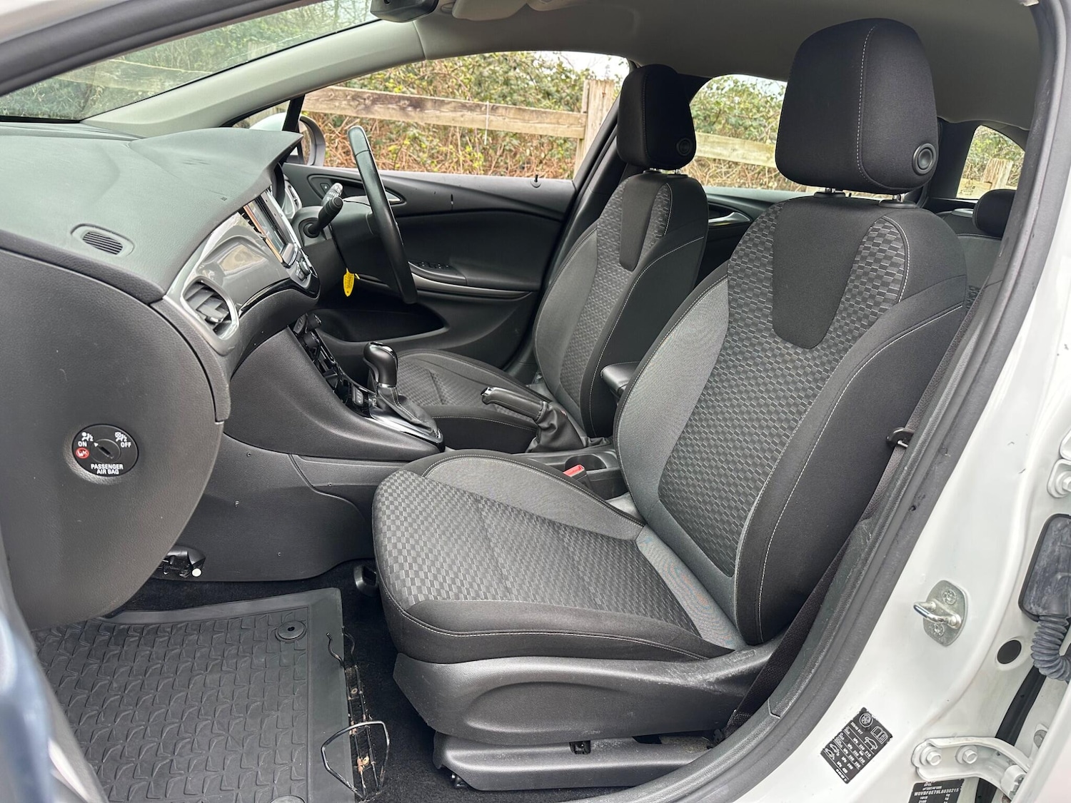 Used Vauxhall Astra for sale - 77977709: Photo 46