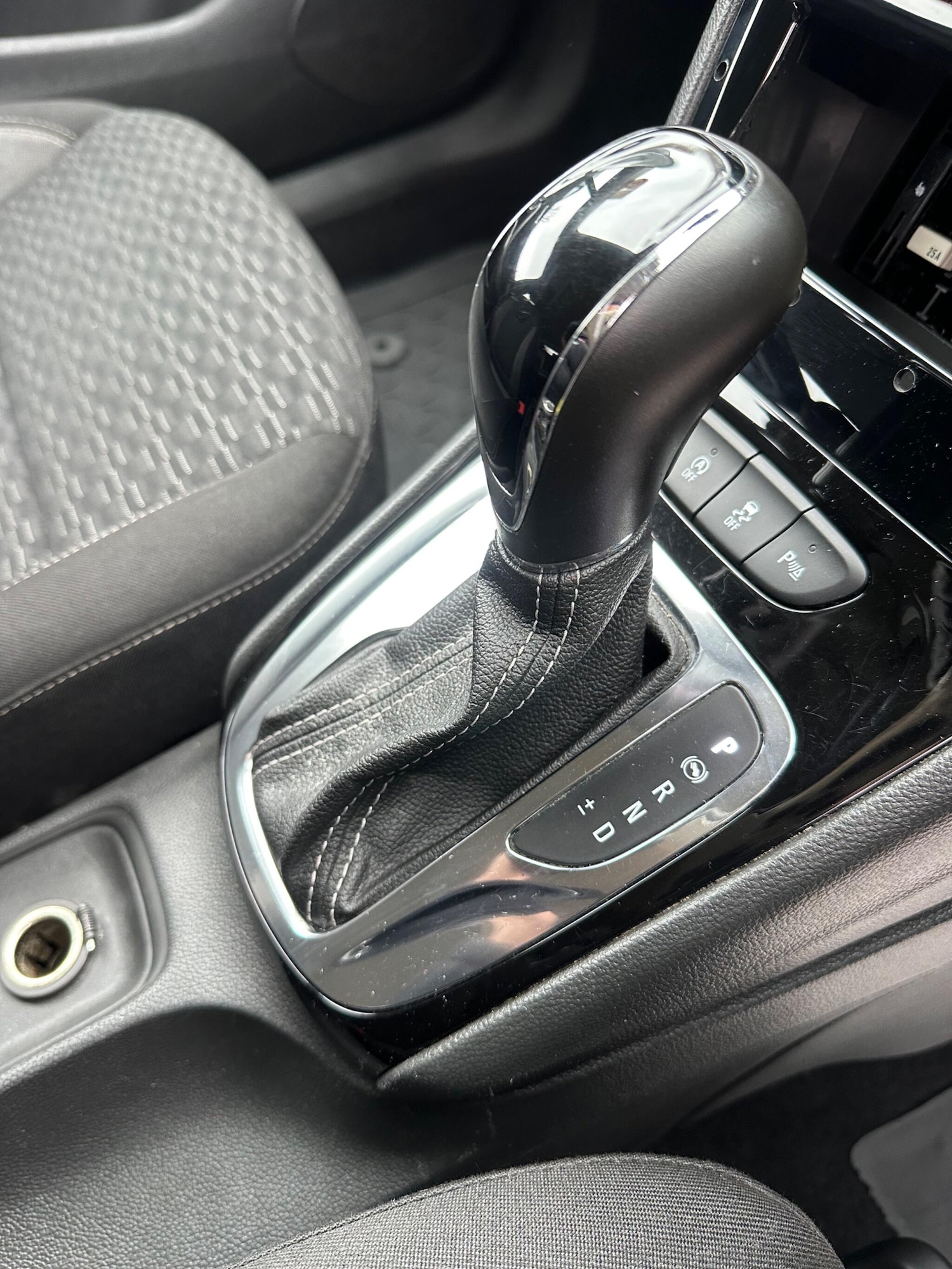 Used Vauxhall Astra for sale - 77977709: Photo 54