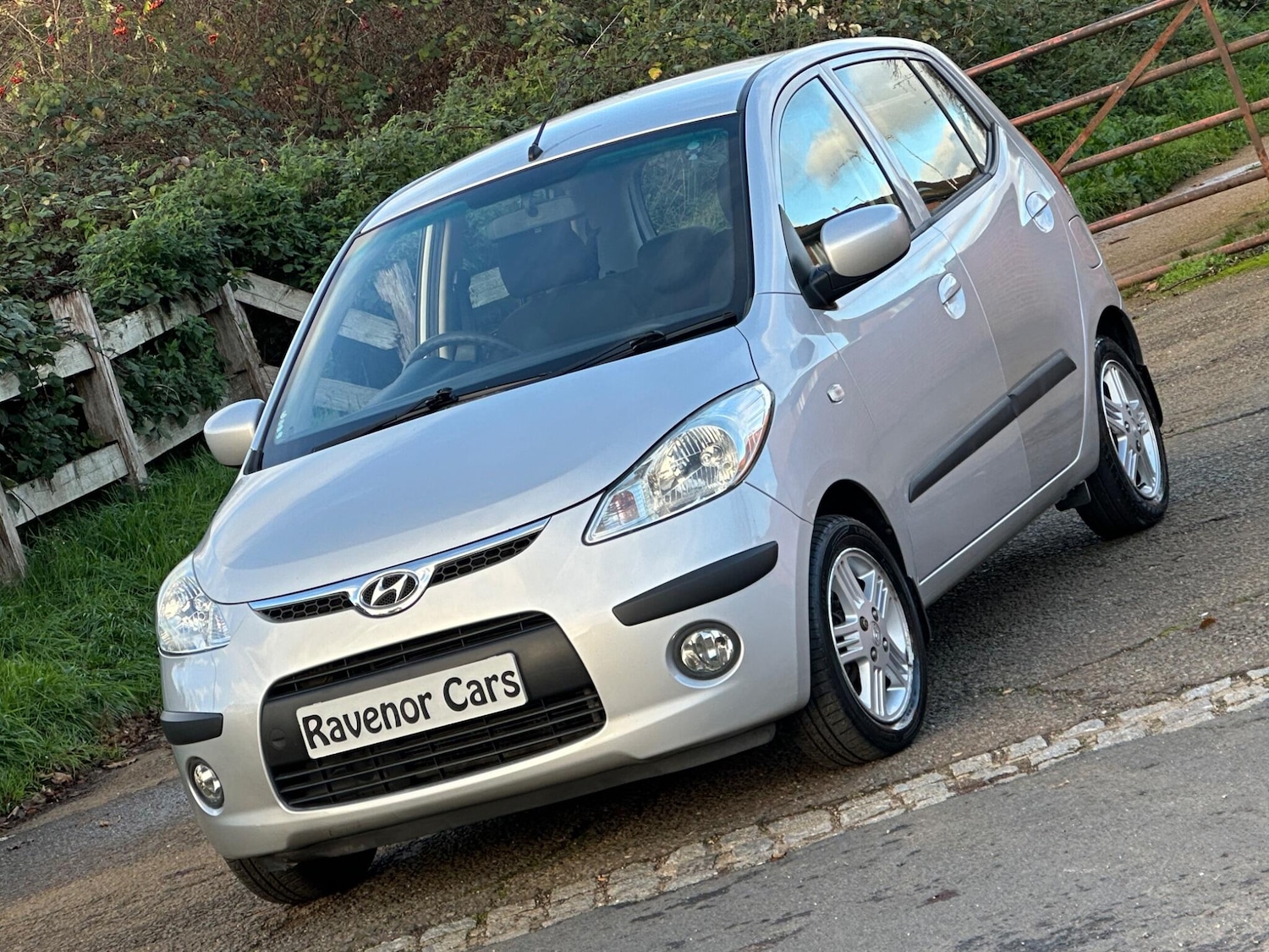 Used Hyundai i10 2015 for sale - 77346491: Photo 1