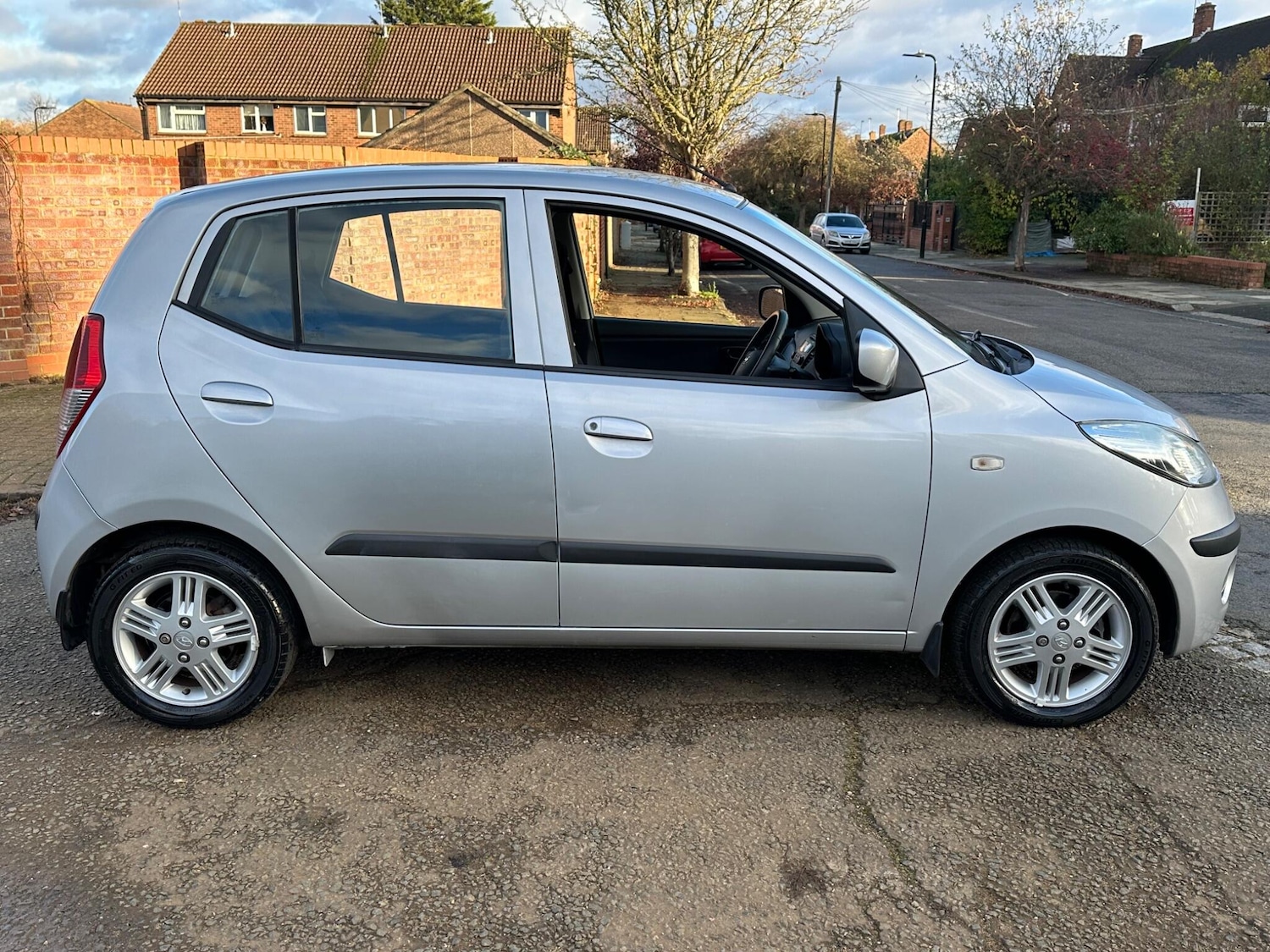 Used Hyundai i10 2015 for sale - 77346491: Photo 14