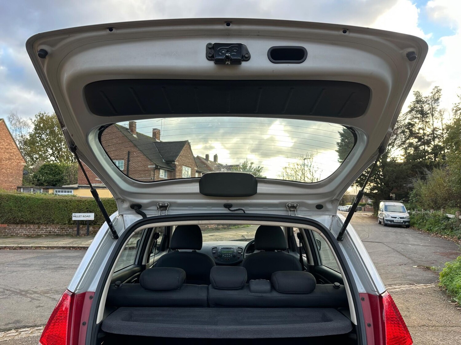 Used Hyundai i10 2015 for sale - 77346491: Photo 37