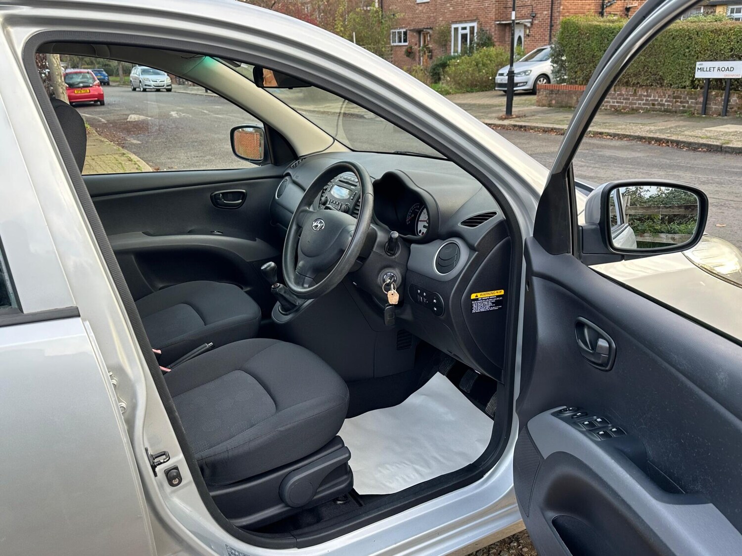 Used Hyundai i10 2015 for sale - 77346491: Photo 38