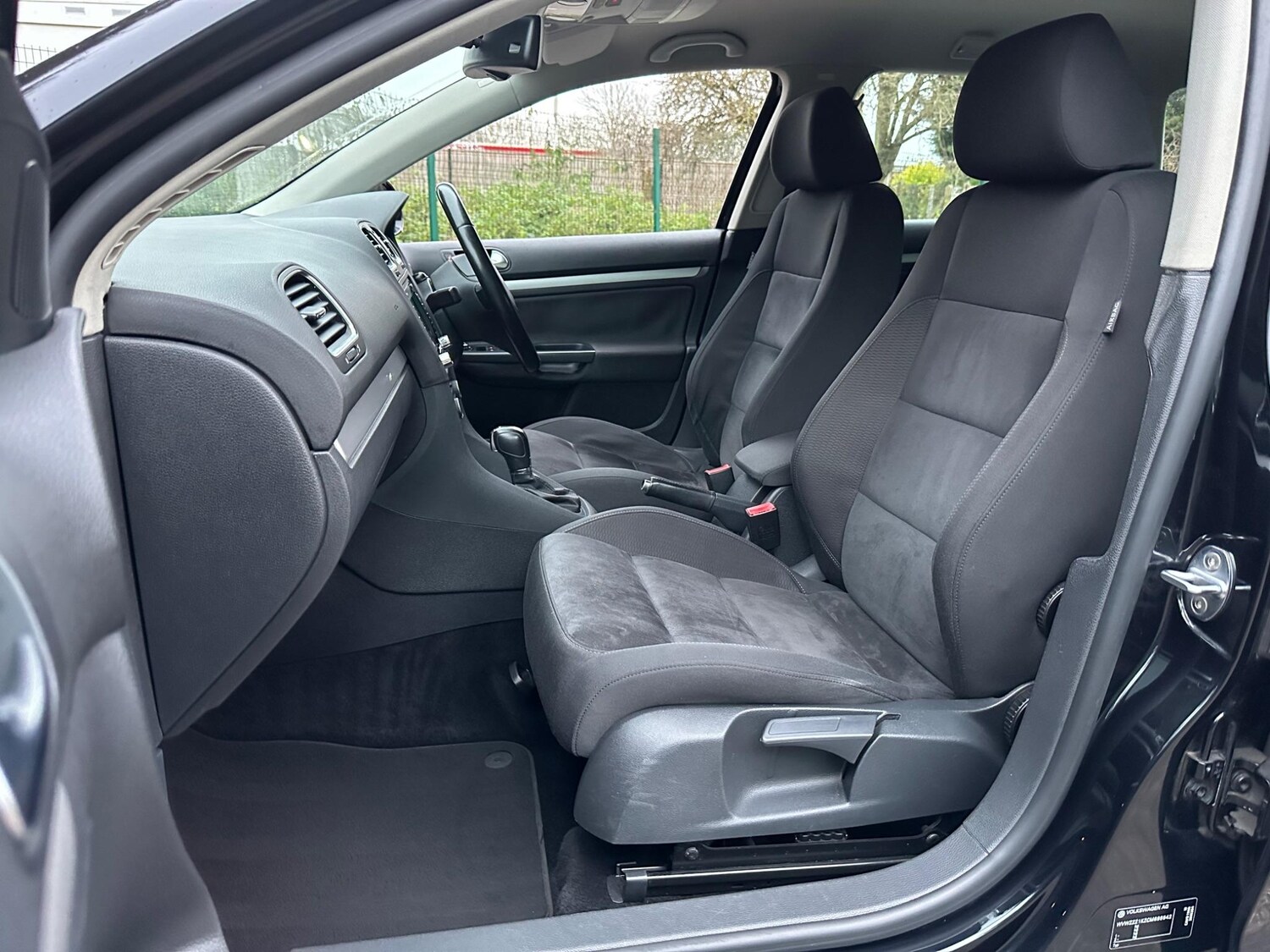 Used Volkswagen Golf 2023 for sale - 77346486: Photo 46