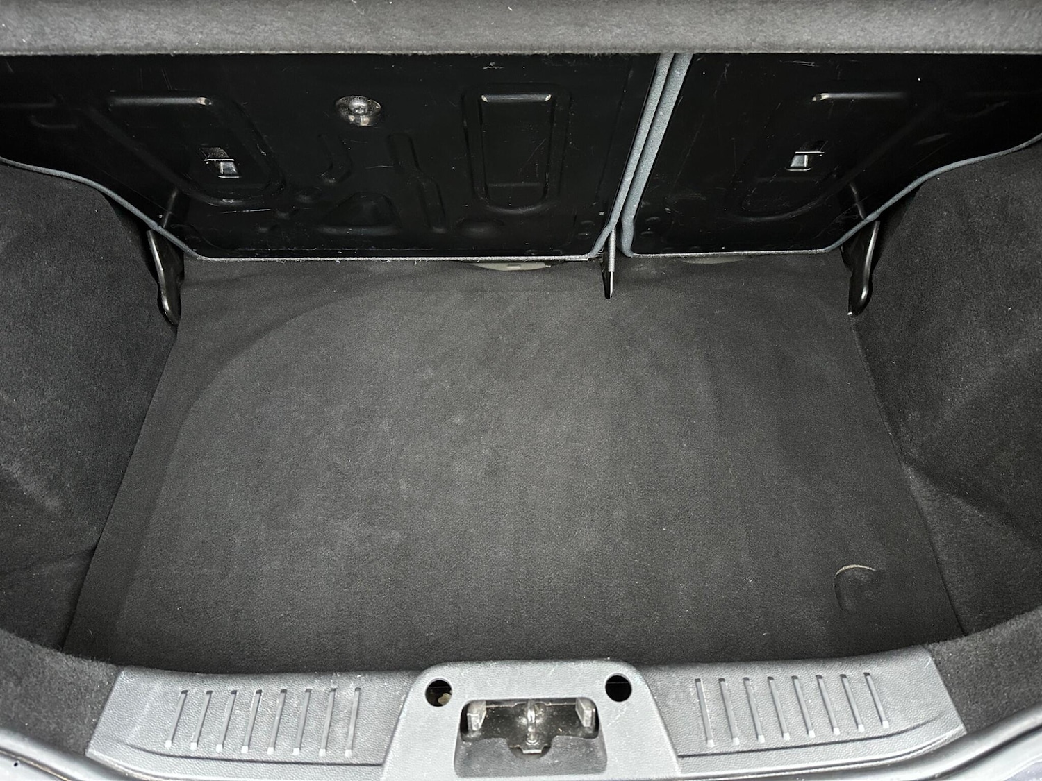 Used Ford Fiesta 2010 for sale - 77387431: Photo 28