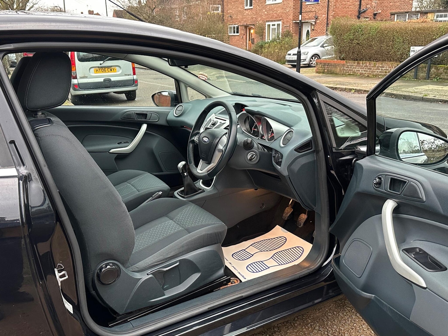 Used Ford Fiesta 2010 for sale - 77387431: Photo 29