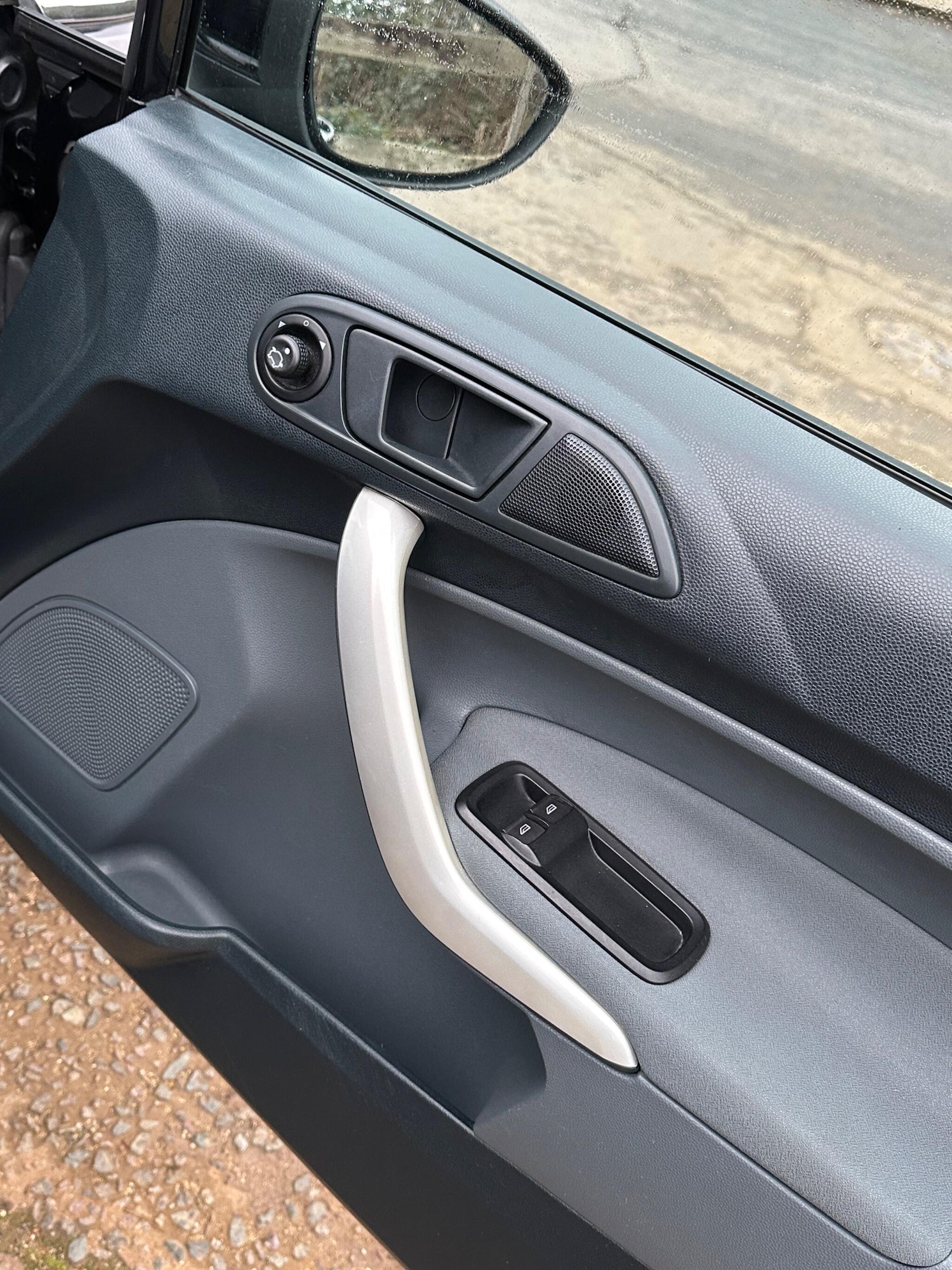 Used Ford Fiesta 2010 for sale - 77387431: Photo 43