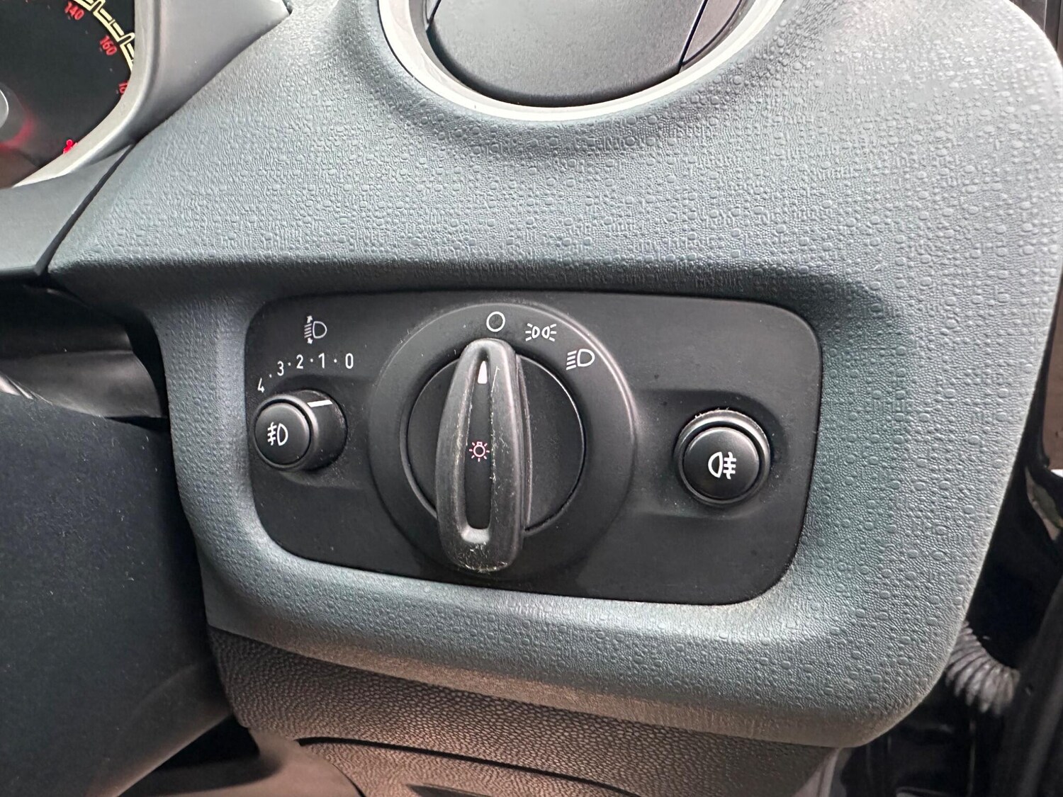 Used Ford Fiesta 2010 for sale - 77387431: Photo 44