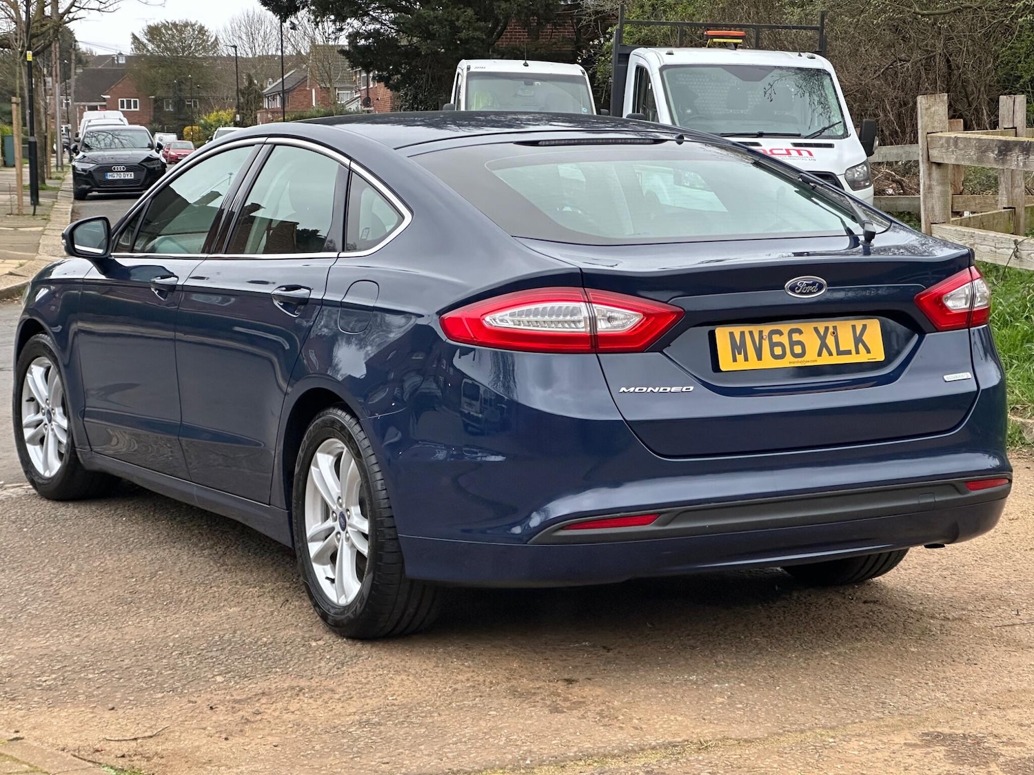 Used Ford Mondeo 2017 for sale - 77939793: Photo 2