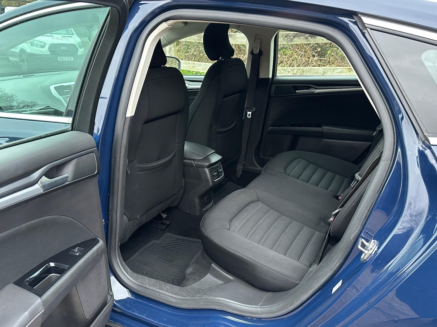 Used Ford Mondeo 2017 for sale - 77939793: Photo 38